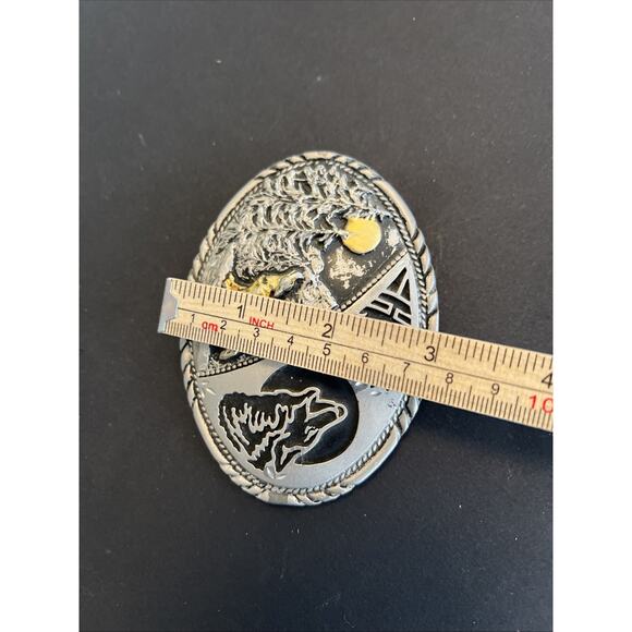 Vtg SSI western Buckle Wolf Howling At Moon Trucker Navajo Handcrafted USA - Picture 8 of 8